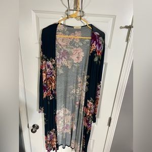 Womans floral king cardigan - size 1X